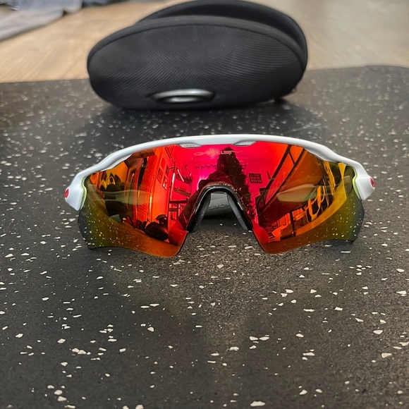OAKLEY モデル ケイト RED OO9184-01 Oakley RADAR Straight Stem Shortcake Red Pink/ OO
